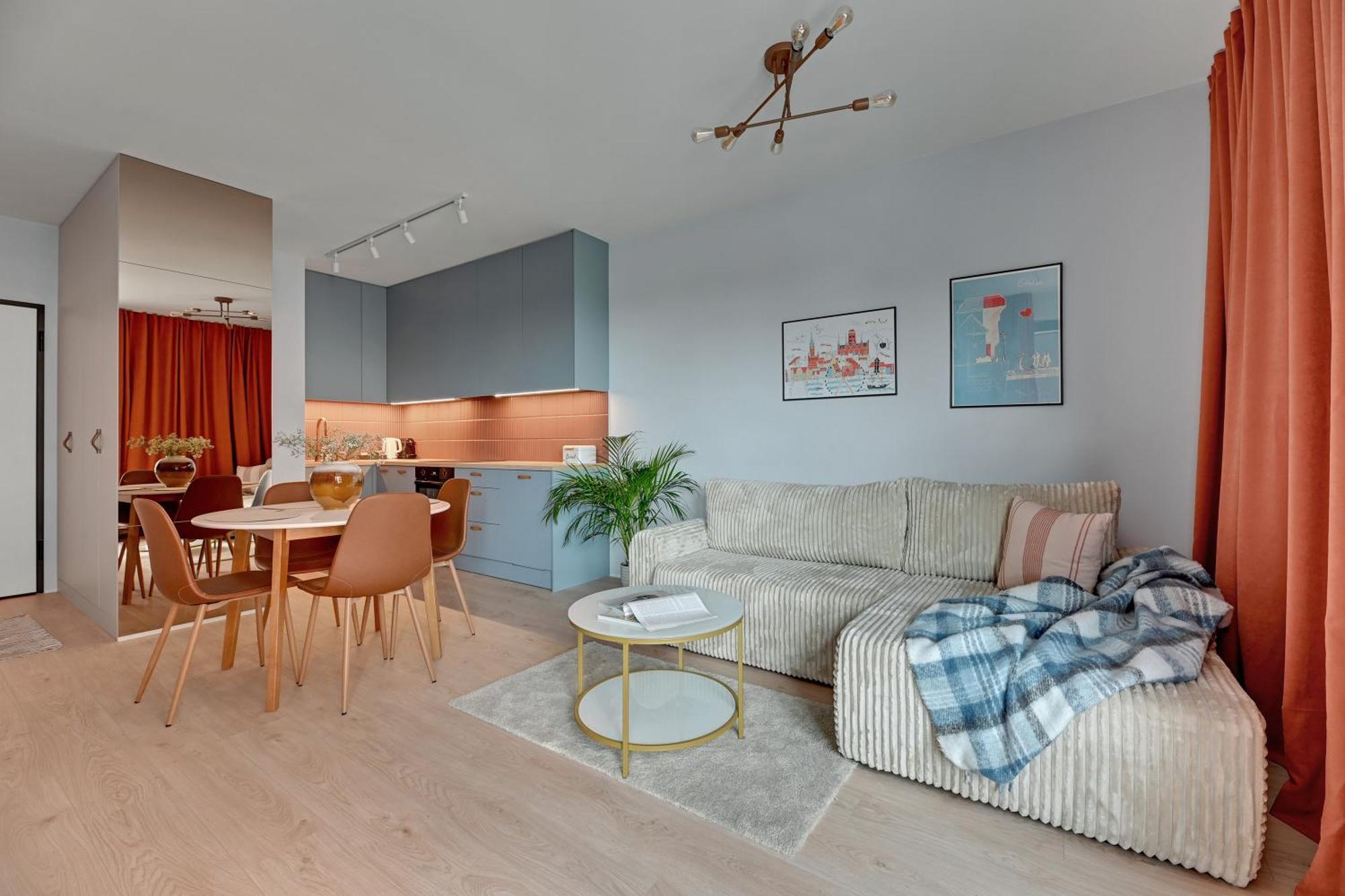 Doki Living - Foodhall & Parking By Downtown Apartments Гданск Екстериор снимка