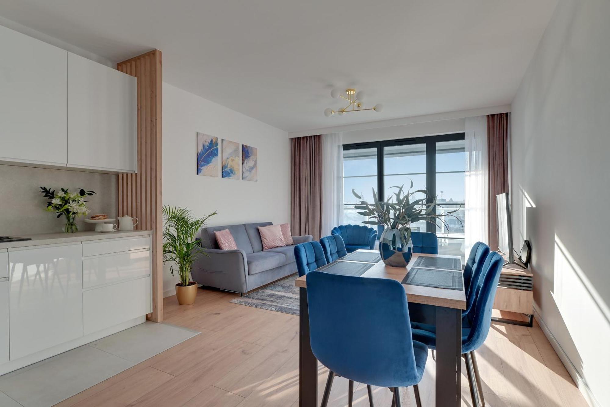 Doki Living - Foodhall & Parking By Downtown Apartments Гданск Екстериор снимка